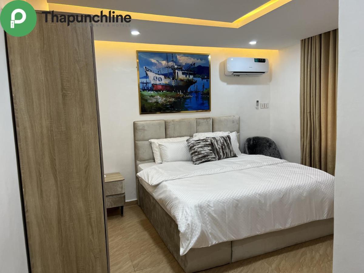 Thapunchline Hotels Ikeja Kültér fotó