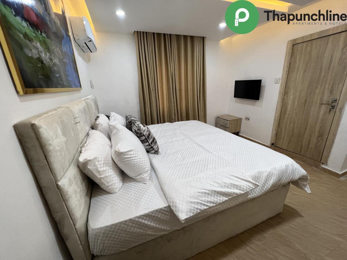 Thapunchline Hotels Ikeja Kültér fotó